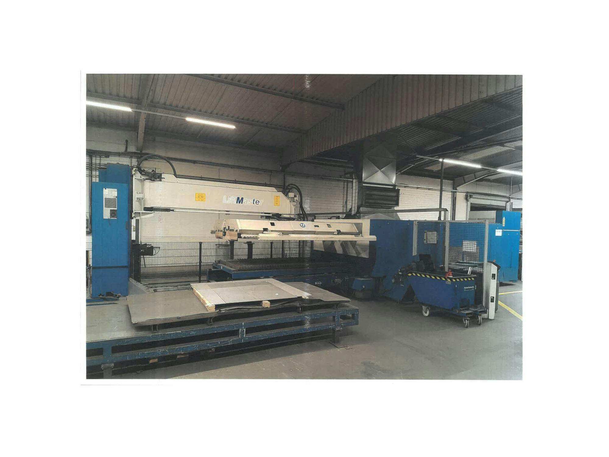 Masina TRUMPF Laser 50/30   eestvaade