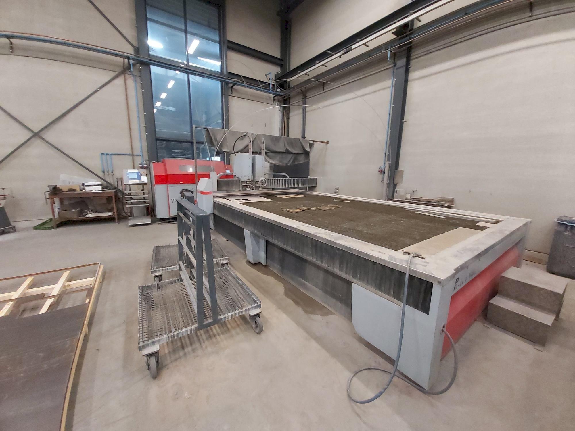 Masina Resato PJE-4-4000 waterjet   eestvaade