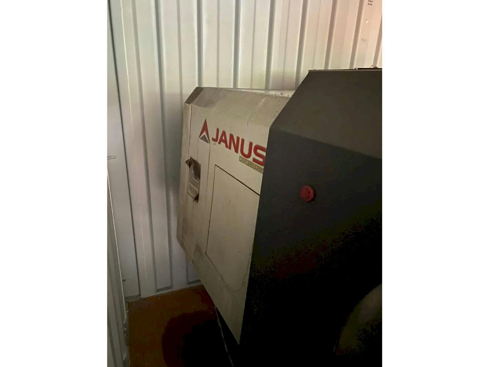 Masina JANUS TK610/1350 CNC   eestvaade