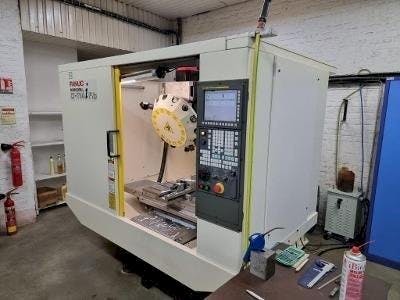 Masina FANUC ROBODRILL α-T14iFib   parema külje vaade