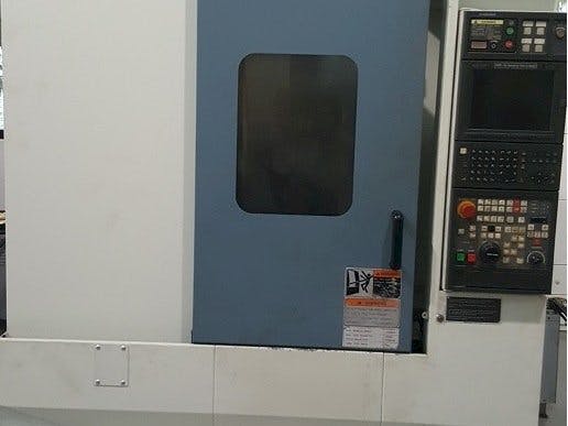 Masina MORI SEIKI Accumill 4000   eestvaade