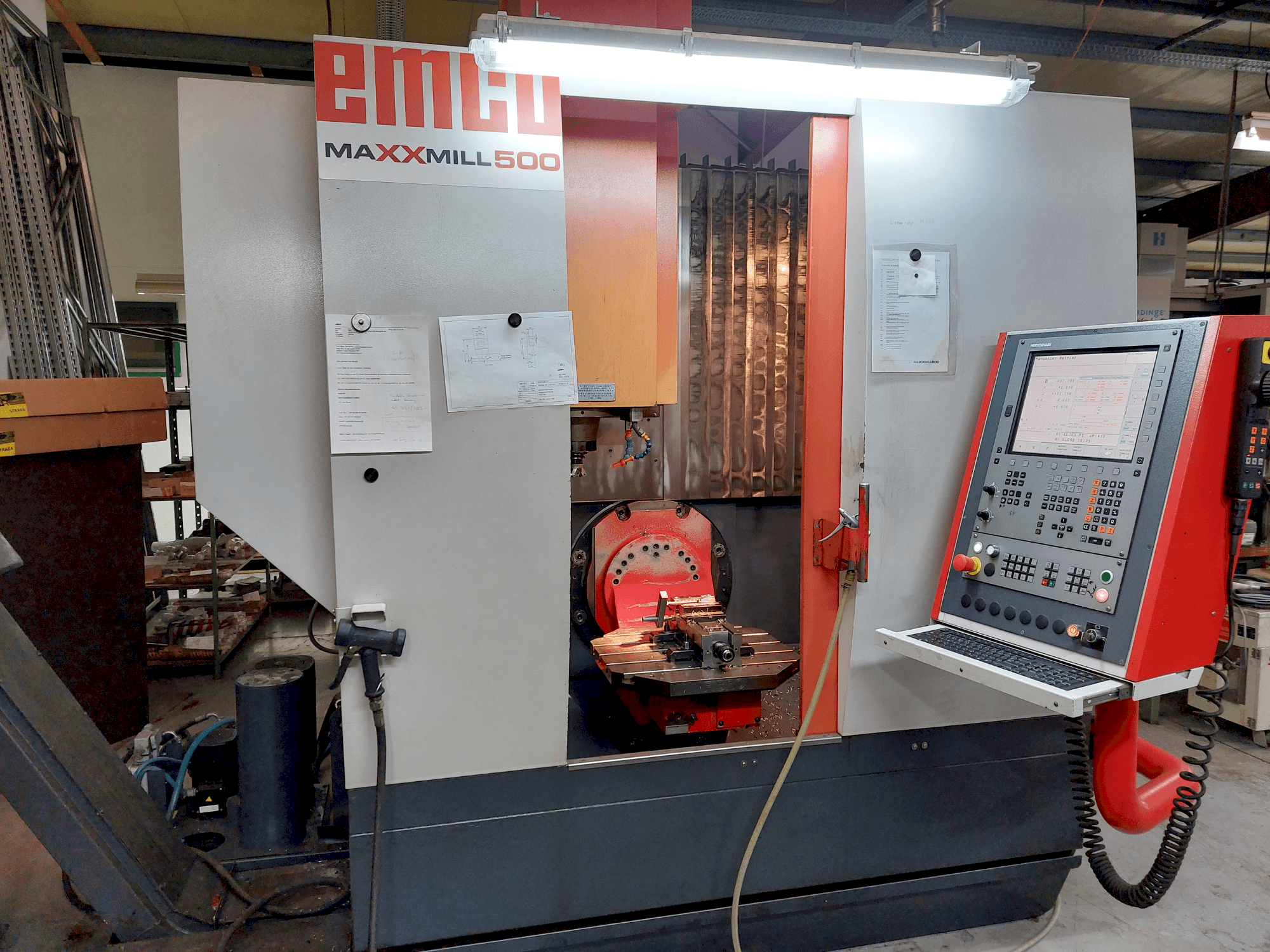 Masina EMCO Maxxmill 500U   eestvaade