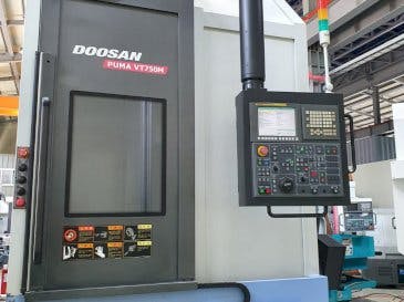 Masina Doosan Puma VT750M   eestvaade