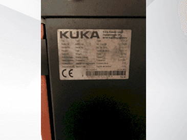 Masina KUKA KR 90 R2700 pro   eestvaade