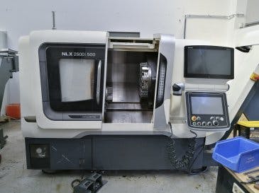 Masina DMG MORI NLX 2500/500   eestvaade